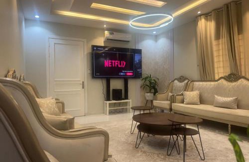Taif Apartment | دور فخم كامل 6 غرف بحوش خاص ومدخل سيارة