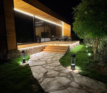 Baljurashi Ski Chalet | كوخ اكاسيا من اوليفيرا