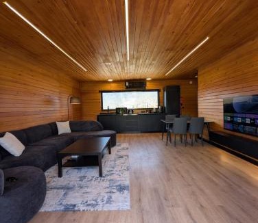 Baljurashi Ski Chalet | كوخ اكاسيا من اوليفيرا
