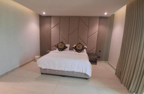 Durrat Al-Arous Ski Chalet | Durrat Alarous Villa 14 Rose Beach
