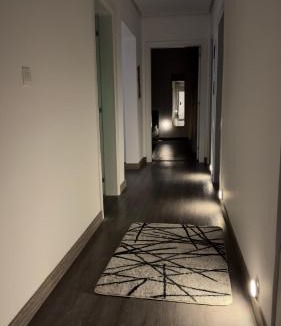 Al Kura Apartment | 3BDS Luxury Stay Apartment - شقة 3 غرف للإقامة الفاخرة