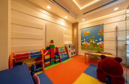 Al Kura Hotel | Areen AlBasateen Apartments for Serviced Apartments شقق ارين البساتين للشقق المخدومة