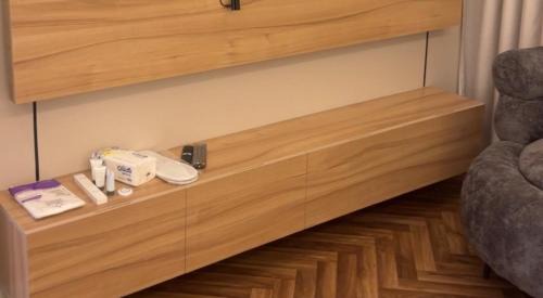 Jeddah Apartment | غرفة بسرير ماستر بالقرب من مطار عبدالعزيز