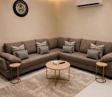 Al Wahah Apartment | فيلفت 02 شقة بطابع فندقي