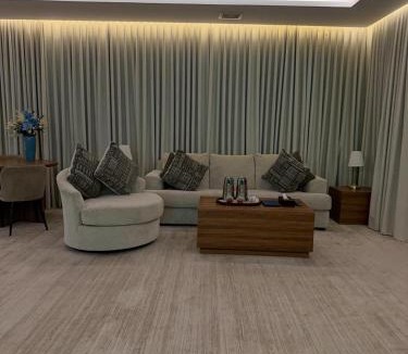 Buraydah Hotel | نارس البخاري