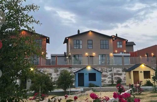 'Asir Resort | منتجع وأكواخ بيرلي