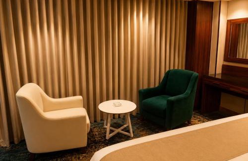 Al-Hamra'a Hotel | IQ Hotel alhamra فندق اي كيو الحمراء
