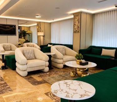 Al-Hamra'a Hotel | IQ Hotel alhamra فندق اي كيو الحمراء