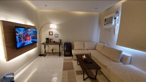 Tabuk Apartment | استديو مريح بسرير ماستر ودخول ذكي