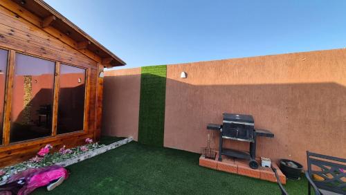Thuwal Ski Chalet | كوخ السعادة الريفي بثول