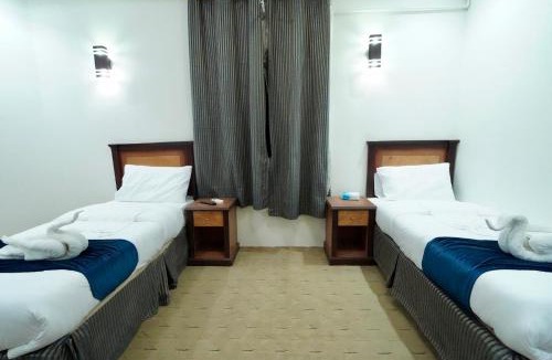 Ad Diyafah Hotel | فندق ندى الفيروز