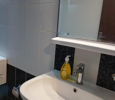 Al Misfalah Hotel | فندق نمبر وان 3