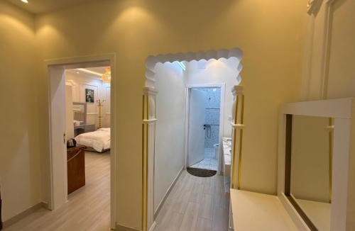 Al Bahah Apartment | غرفة نوم 3 أسرّة مدخل خاص بدون صالة