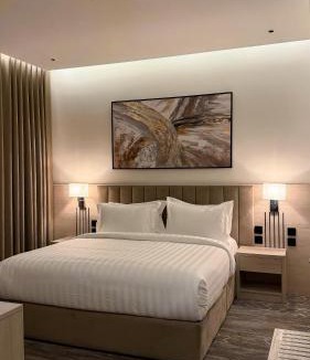 Qurish Street Hotel | الإقامة الذهبية للشقق المخدومة