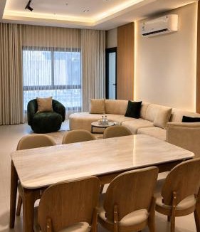 Al Khobar Apartment | شقة بثلاث غرف نوم واطلالة على البحر