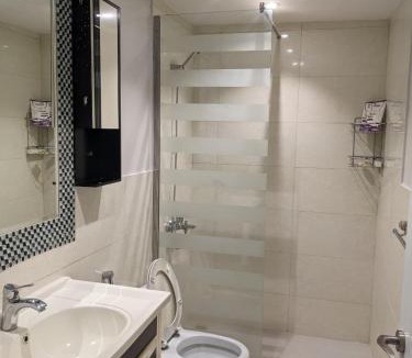 Ghirnatah Hotel | بست هاوس غرناطه Best HouseG