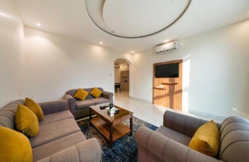 Khamis Mushait Hotel | القصر الإسكان
