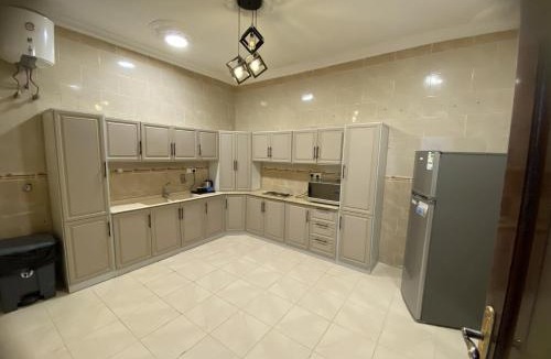 Medina Apartment | شقة عوائل مميزة غرفتين نوم وصالة ومطبخ ودورة مياة a4 - باقدو