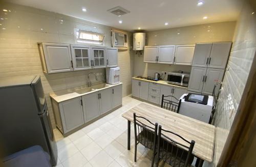 Medina Apartment | شقة راقية 3 غرف نوم وصالة ومطبخ وحمامين حي باقدو a1