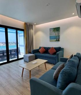 Durrat Al-Arous Apartment | شاليه ورد درة العروس غرف فندقية على شاطئ البردايس
