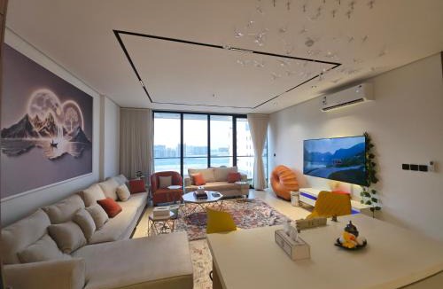 Al Khobar Apartment | شقة راقية مجهزة بالكامل في الطابق الثامن