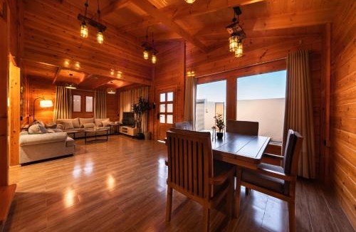 Khamis Mushait Ski Chalet | اكواخ مشارف ابها