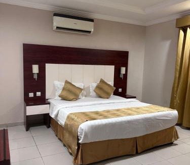 Al-Safa Apartment | جميرا لاين لشقق المخدومة الصفا