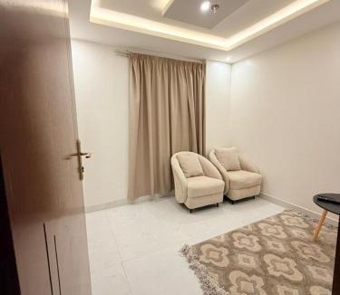Nejran Hotel | شقق الايام المضيئة المخدومة