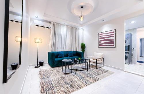 King Abdul Aziz Road Apartment | HOMETEL An Nahdah