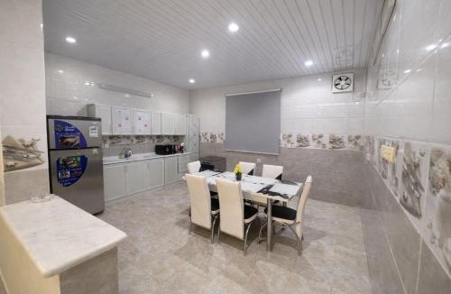 Taif Apartment | الوسام شقة كبيرة 4 غرف نوم وصالة 4 bedroom and living room apartment