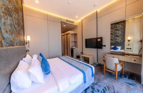 Al-Hamra'a Hotel | Grand hotel alhamra