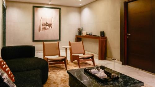 Hera Street Apartment | شقة أنيقة غرفة وصالة حي الزهراء - راحة وموقع مثالي 02