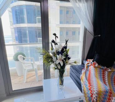 Juffair Apartment | Stylish 2 Bedroom Apartment with Partial Sea View 91 Juffair