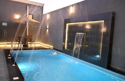 Taif Ski Chalet | شاليه لانتانا
