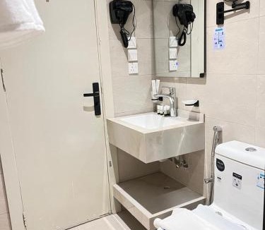 Mizail Hotel | اورا بلس AURA PALACe