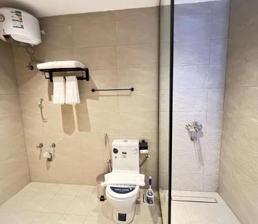 Mizail Hotel | اورا بلس AURA PALACe