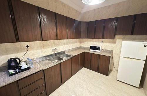 Sari Street Apartment | لورين للشقق المخدومه السلامه - اقتصادى