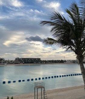 Durrat Al-Arous Ski Chalet | درة العروس البرادايس دور علوي عوائل فقط