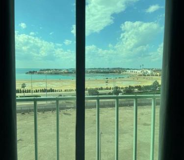 Jeddah Apartment | اجنحة امواج الحمراء1