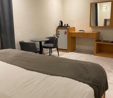 Medina Hotel | فندق منازل قباء الفندقية