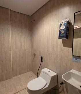 Dammam Apartment | شقة بصالة وخمس غرف نوم بالقرب من المدينة العالمية
