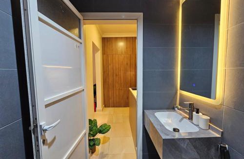 Dammam Apartment | استديو الدمام حي النور دخـول ذاتي - الفيروز الفندقية