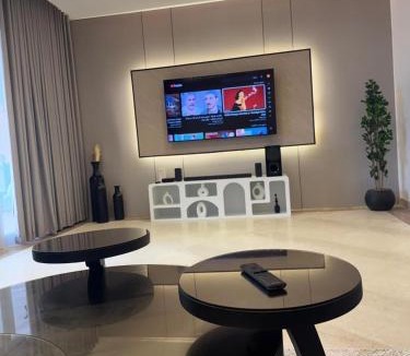 Durrat Al-Arous House | درة العروس شاليهات الحمراء الفاخرة