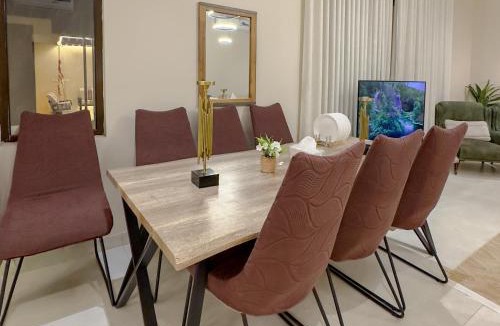 Riyadh Ski Chalet | Pool Chalet W Green Garden & BBQ Relax باشن 3 غرفة سينما & PS5