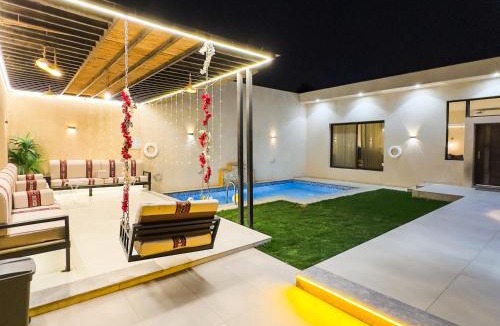 Riyadh Ski Chalet | Pool Chalet W Green Garden & BBQ Relax باشن 3 غرفة سينما & PS5