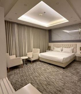 Ghirnatah Apartment | شركه تسعين للشقق المخدومه
