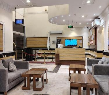 Al Faisaliyah Hotel | التميز الراقي للشقق المخدومة الفيصلية