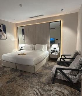 Haql Hotel | فندق حياة تاون حقل