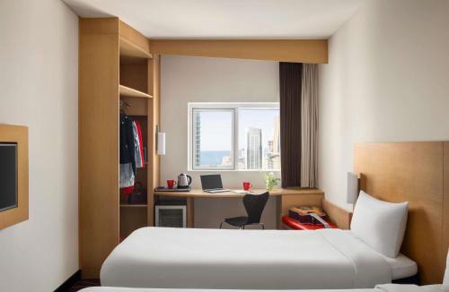 Sanabis Hotel | ibis Seef Manama