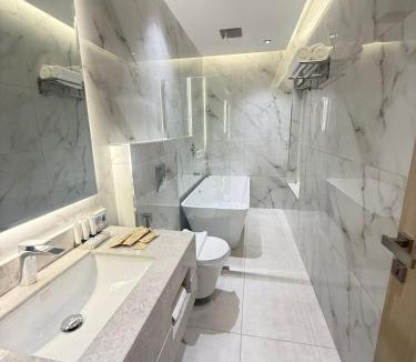 Jizan Hotel | فندق أثير بارك